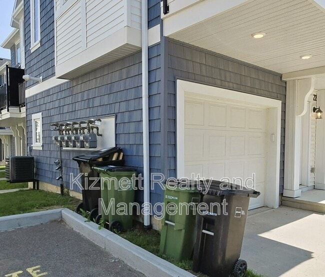 Photo - 735 Allard Blvd SW