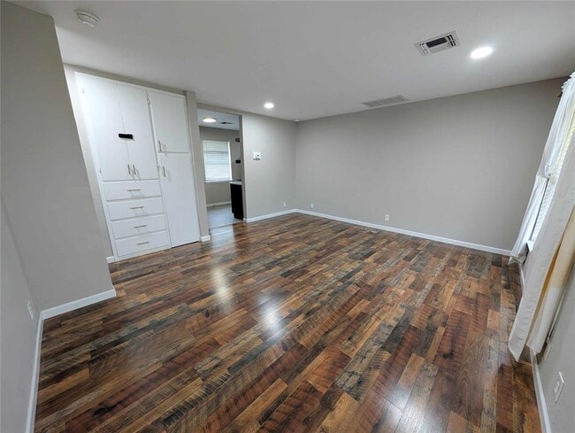 Photo - 2216 Hasley Dr