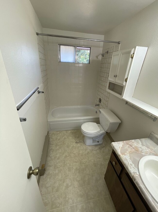 Photo - *Coming Soon* South Hill With Unique Layout