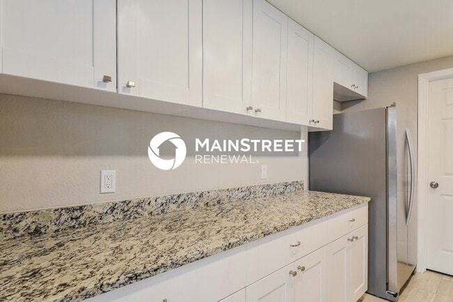 Photo - 3 Bedroom Pet-Friendly Home in VENICE, FL with Main Street Renewal