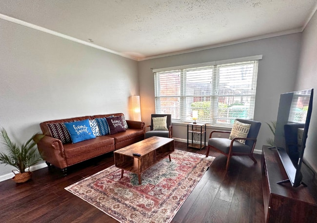 Photo - 13025 Joliet St