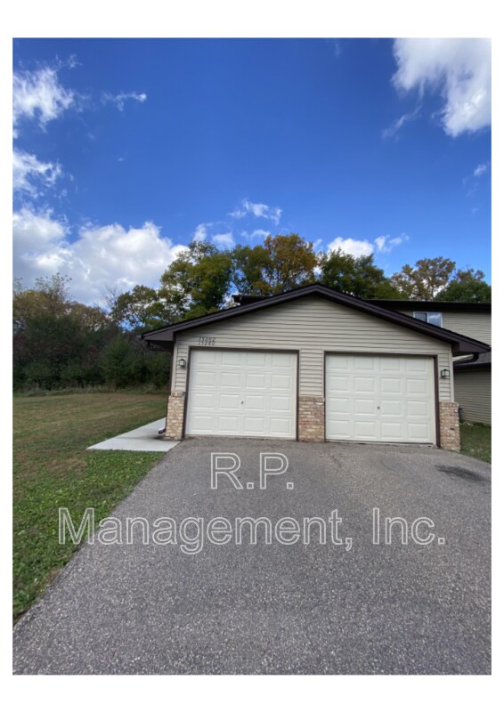 Photo - 15280 Lesley Ln