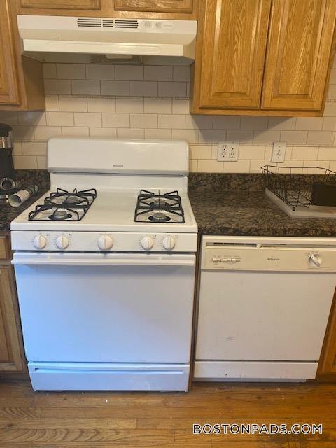 Photo - 1 President Terrace Unidad B