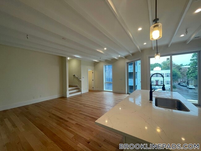 Photo - 65 Cameron St Unit 4