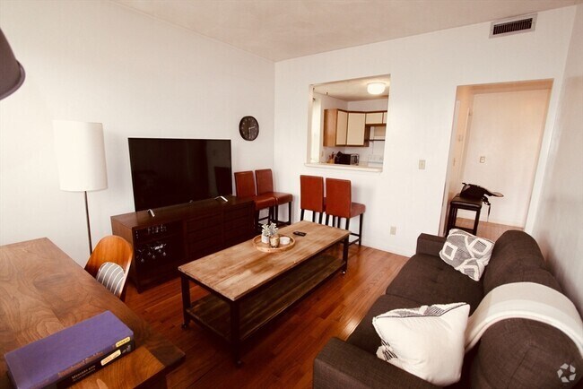 Building Photo - 1427 Commonwealth Ave Unit 403 Rental