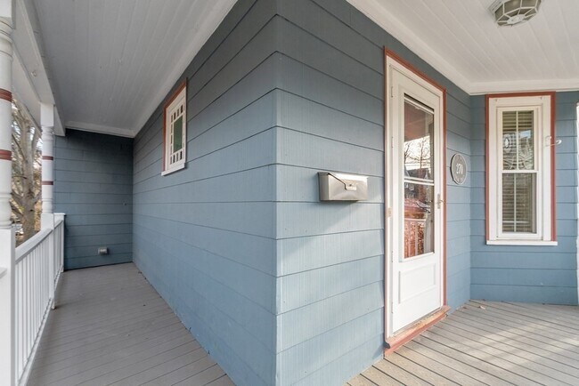 270 Poplar St