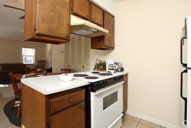 2BR, 1BA - Ranch