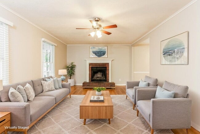 Photo - 2280 Whitebluff Way