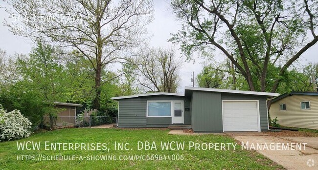 Building Photo - 5443 SW 17th St Rental