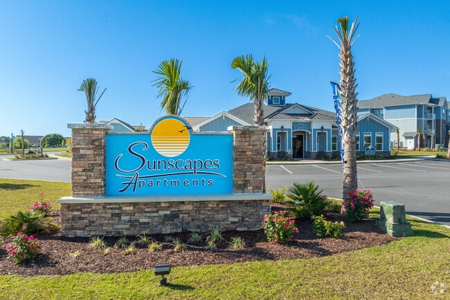 Sign and Clubhouse View. - Sunscapes