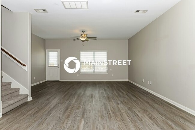 Photo - 5 Bedroom Pet-Friendly Home in Magnolia, TX with Main Street Renewal