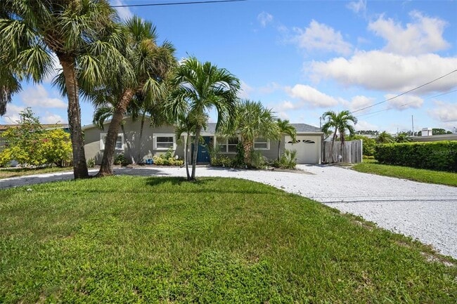 Photo - 3596 Beach Dr SE