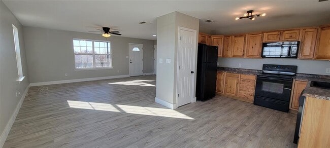 Photo - 465 Cottletown Rd