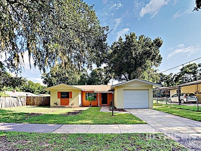 Building Photo - 402 E Clay Ave Rental