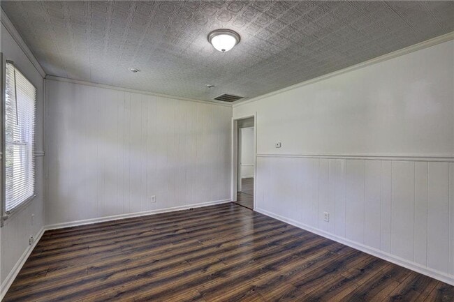 Photo - 1241 Auburn Dr