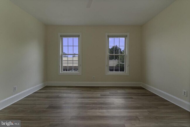 Photo - 1506 Mt Vernon Ave
