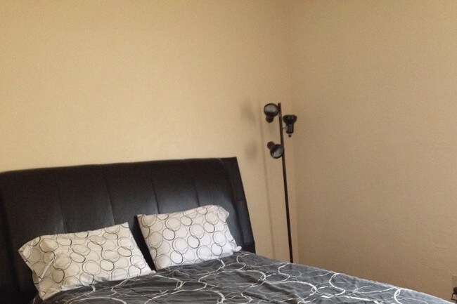 Photo - 1909 Harding St Unidad 2