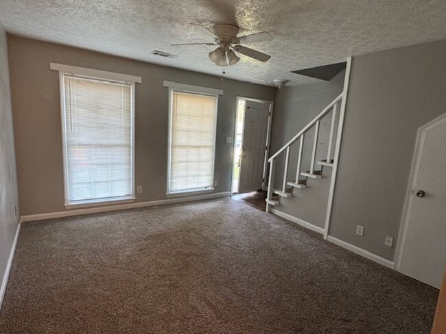 Photo - 103 Peachtree St Unit B