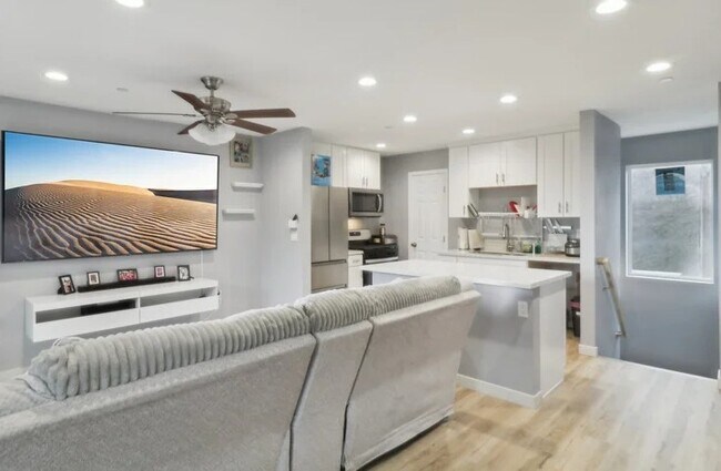 Rodessia Luxury Apartments - 312 S 49th St