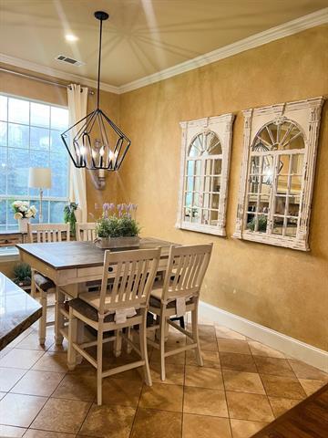Photo - 1625 Roma Ln