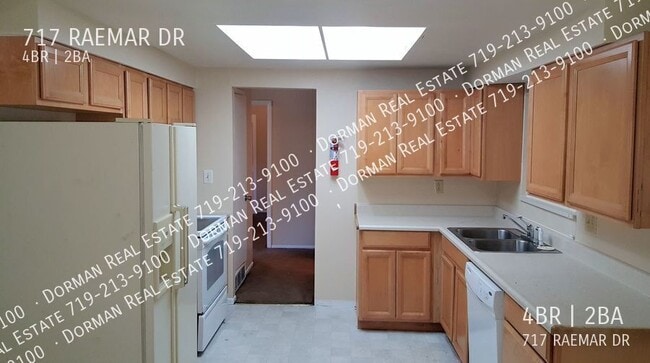 Photo - 717 Raemar Dr