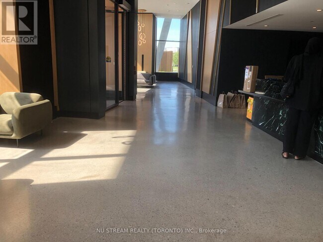 Photo - 2920 Hwy 7 Unit 3809
