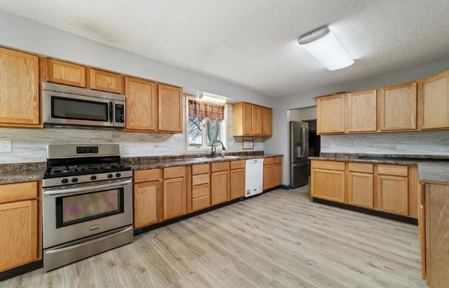 Photo - 8333 N 300 W