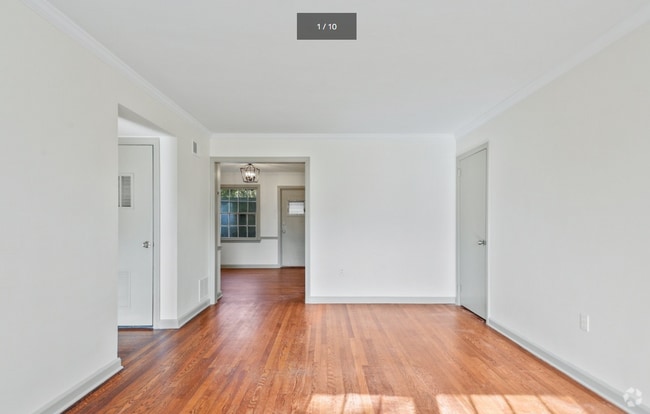 Building Photo - 236 E 60th St Rental
