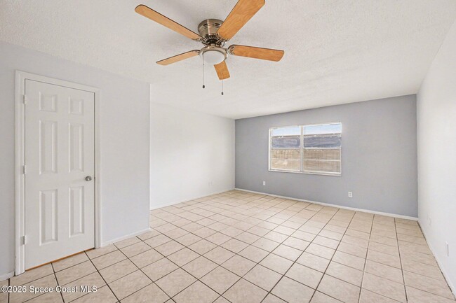 Photo - 1734 Avocado Ave Unidad 2