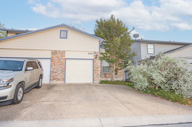 Photo - 6004 Loch Maree Townhome