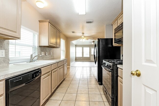Photo - 1711 Rock Ridge Dr