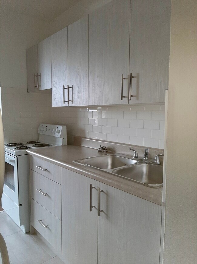 Photo - Venetian Towers