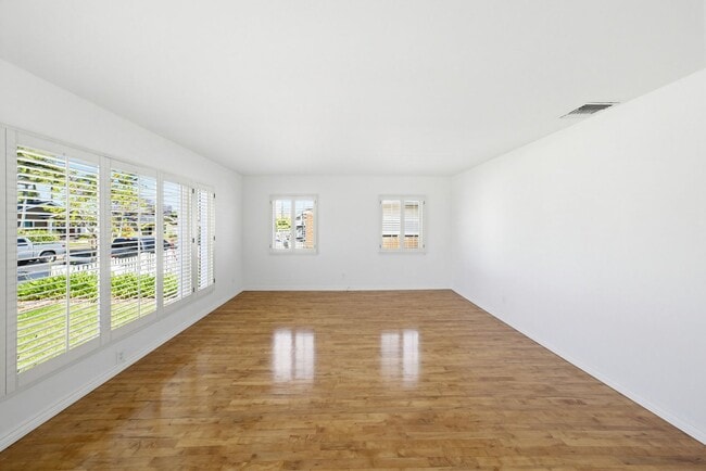 Photo - San Pedro Pool Home