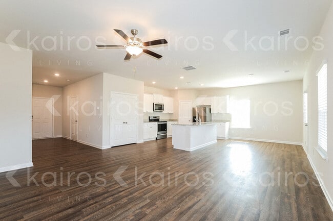 Photo - 3505 Bridgewood Dr