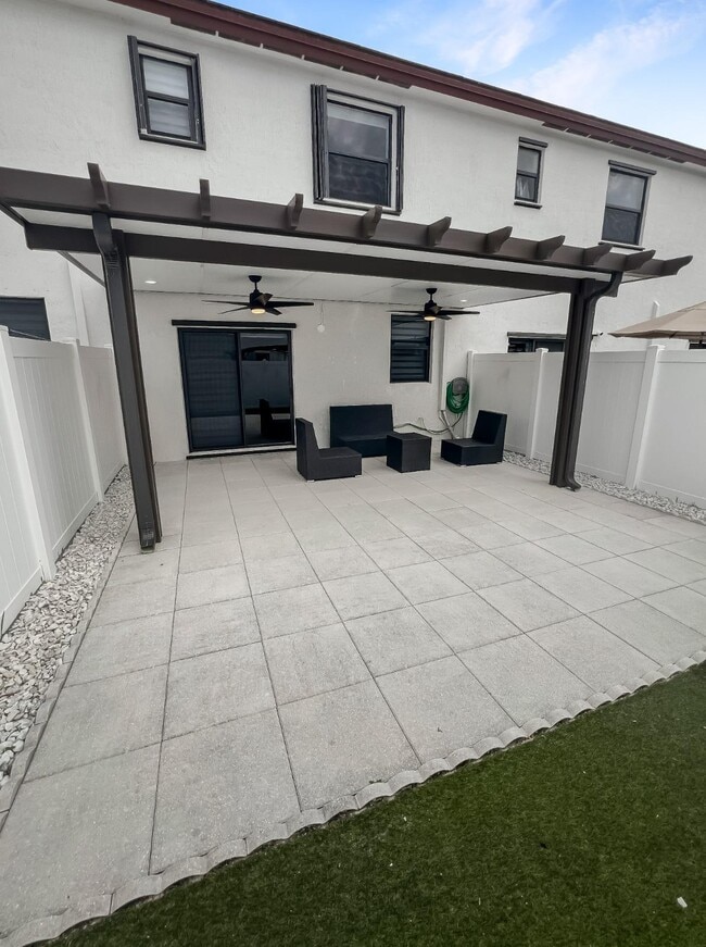 Photo - 10598 W 32nd Ln