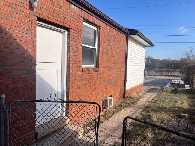 Photo - House for Rent