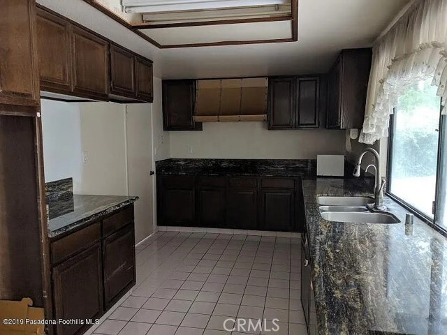 2300 Remora Dr