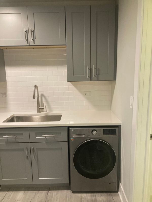 373 Hazel Ave Unit D1