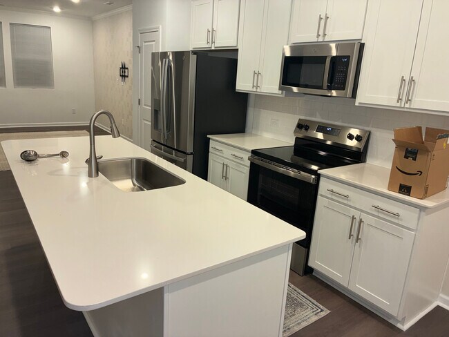 Photo - Room in Townhome on Crescent Townes Wy