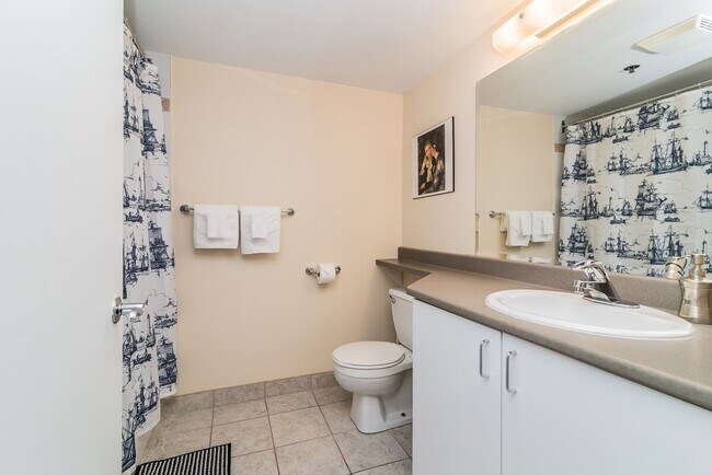 Photo - 178 Rue Sainte-Catherine E Unit SI ID1261755P