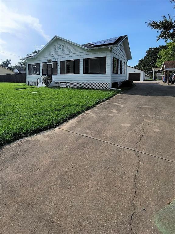 Building Photo - 1708 Main St Rental