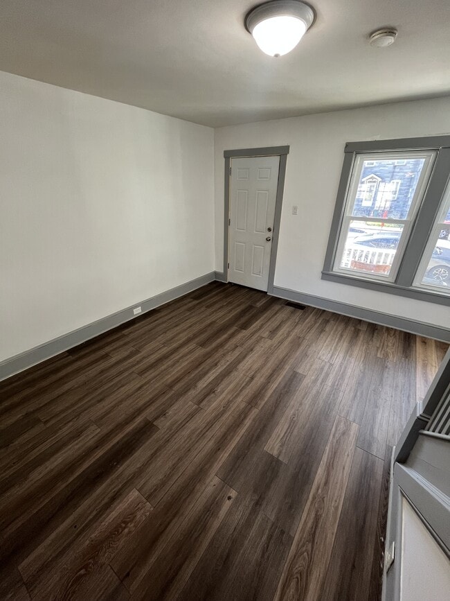 Photo - 605 Lehigh Ave