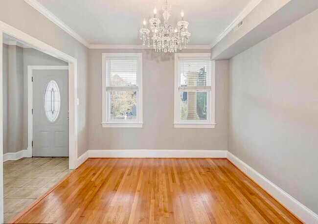 Photo - 1402 Trinidad Ave NE