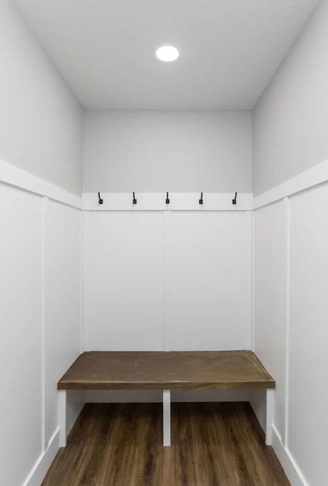 Photo - 401 E Donahue St