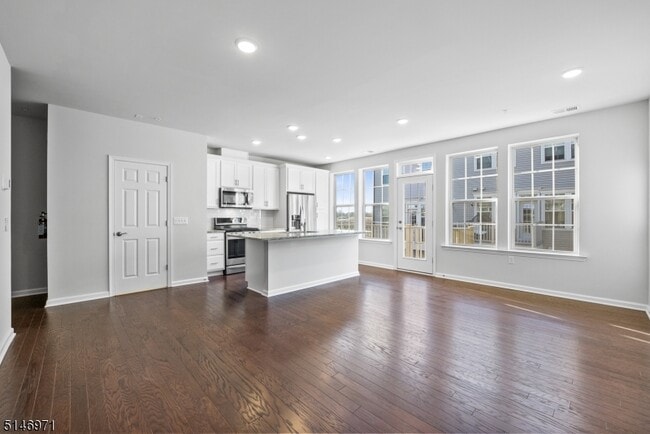 Photo - 67 Robeson St