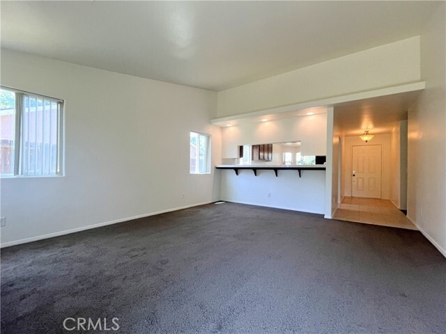 Photo - 860 Maple Ave