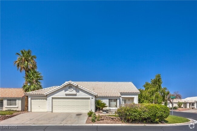 Building Photo - 4765 Calavo St Rental