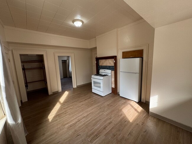 Photo - 724 B St Unidad 3