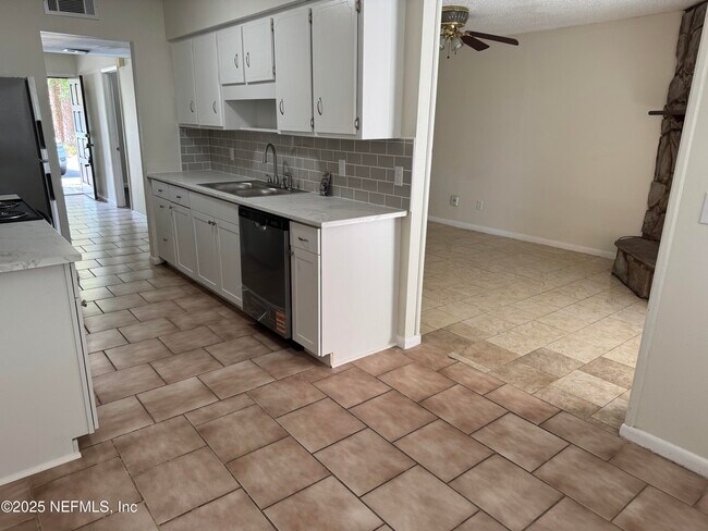 Photo - 4262 Winderpark Ct