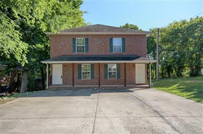 Photo - 916- A Charlotte Street